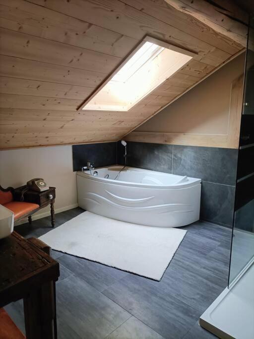 La Basse Aubin Villa Épinal Eksteriør billede